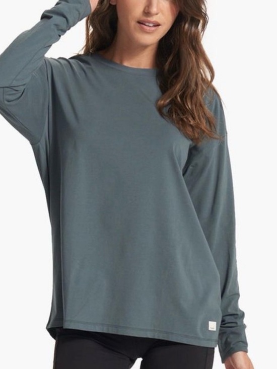 Vuori Tops - Vuori Long-Sleeve Feather Tshirt in LAKE* washed Blue-Grey color